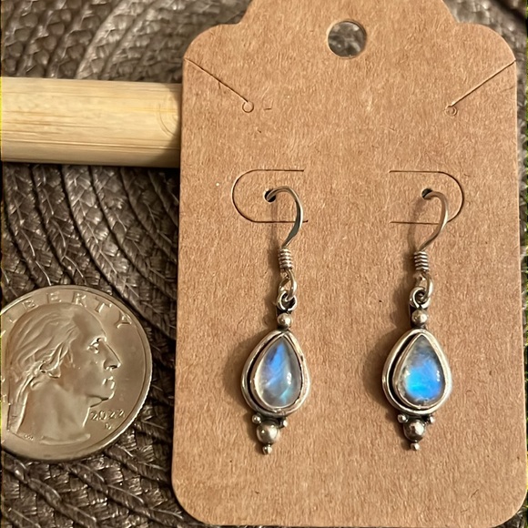 925 Sterling Silver With Moonstone Earrings - Picture 2 of 3